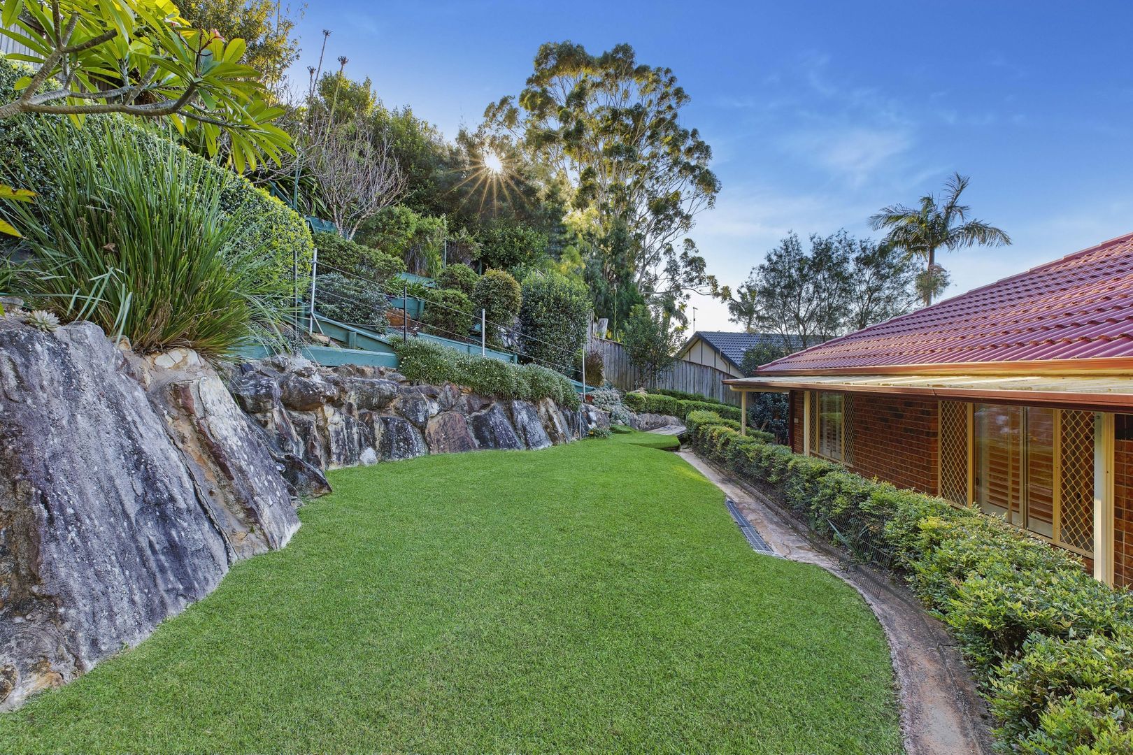 4 Thistle Glen Close, Green Point NSW 2251, Image 1