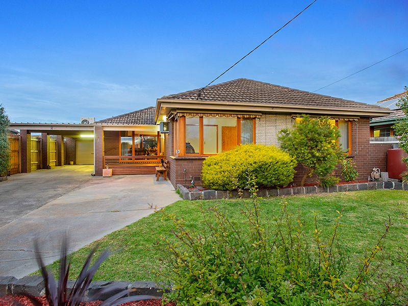 8 Newton Court, SEAHOLME VIC 3018, Image 0