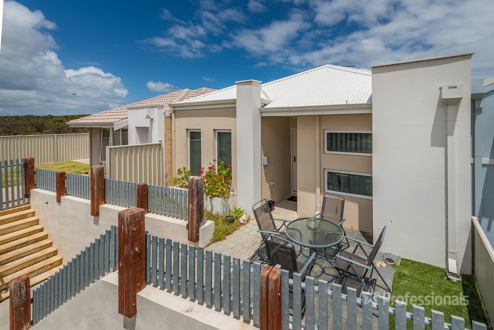 21 Waypoint Mews, Alkimos WA 6038, Image 0