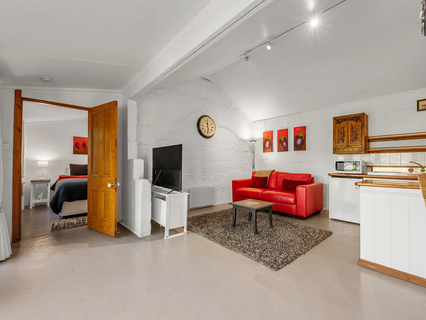 Additional image 5 of 198 Princes Highway, Port Fairy VIC 3284