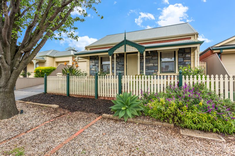 5 Glenmore Close, Greenwith SA 5125, Image 0