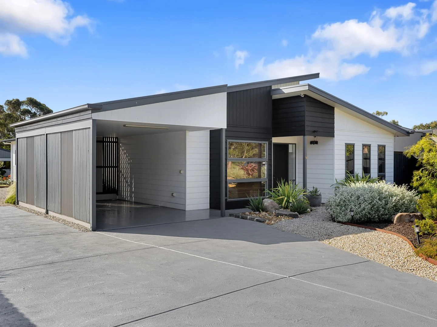 10 Tatiara Drive, Grantville VIC 3984