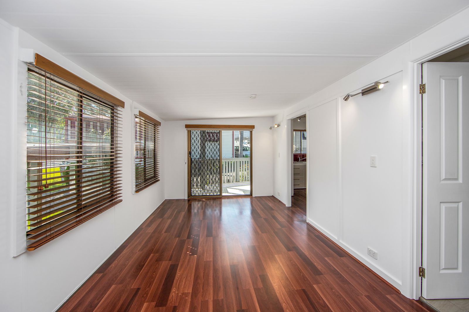 98/2 Macleay Drive, Halekulani NSW 2262, Image 1