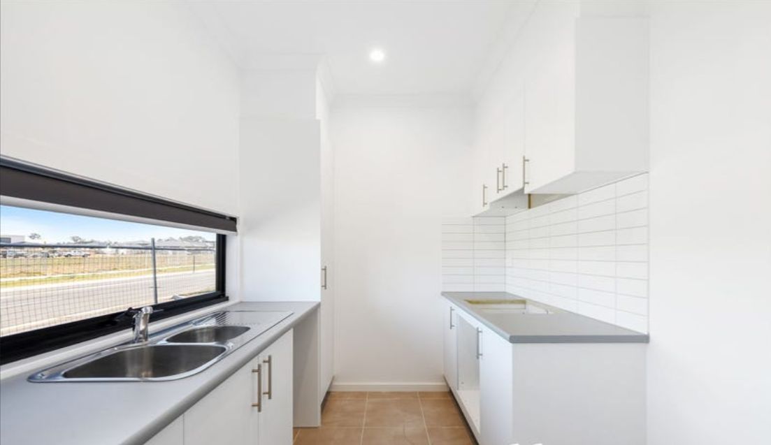 20 Ollie Place, Cranbourne East VIC 3977 House For Rent Domain