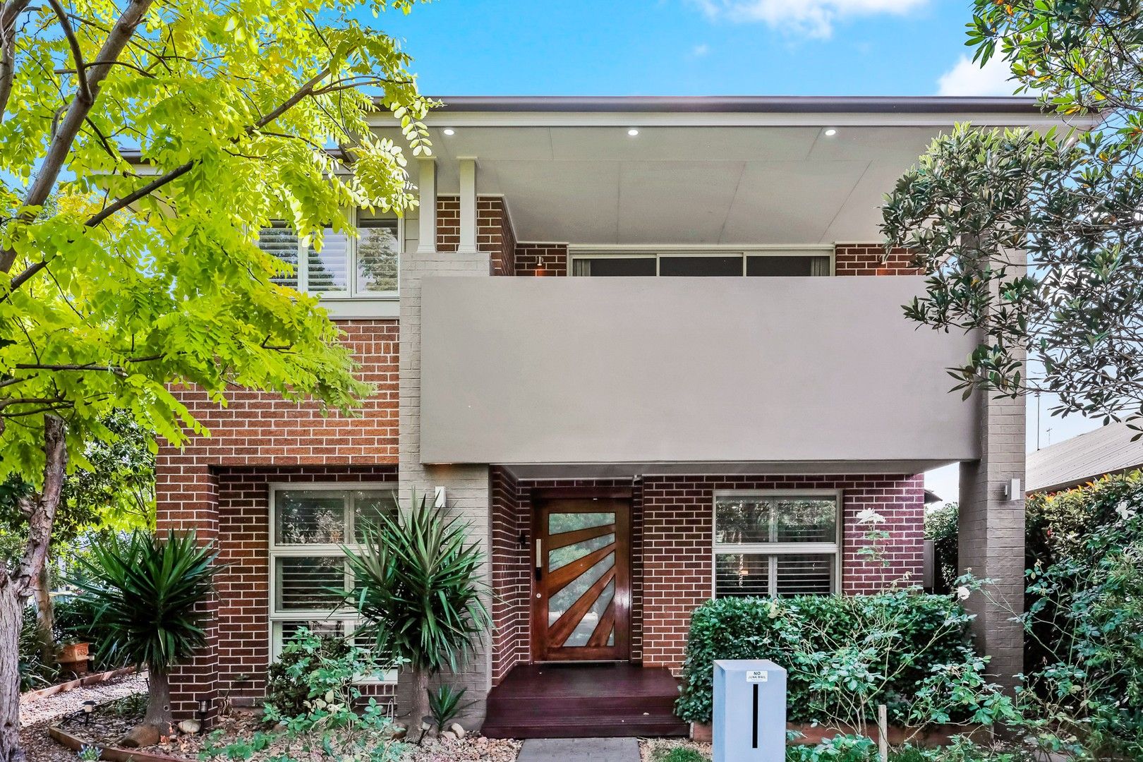 6 bedrooms House in 28 Angelwing Street THE PONDS NSW, 2769