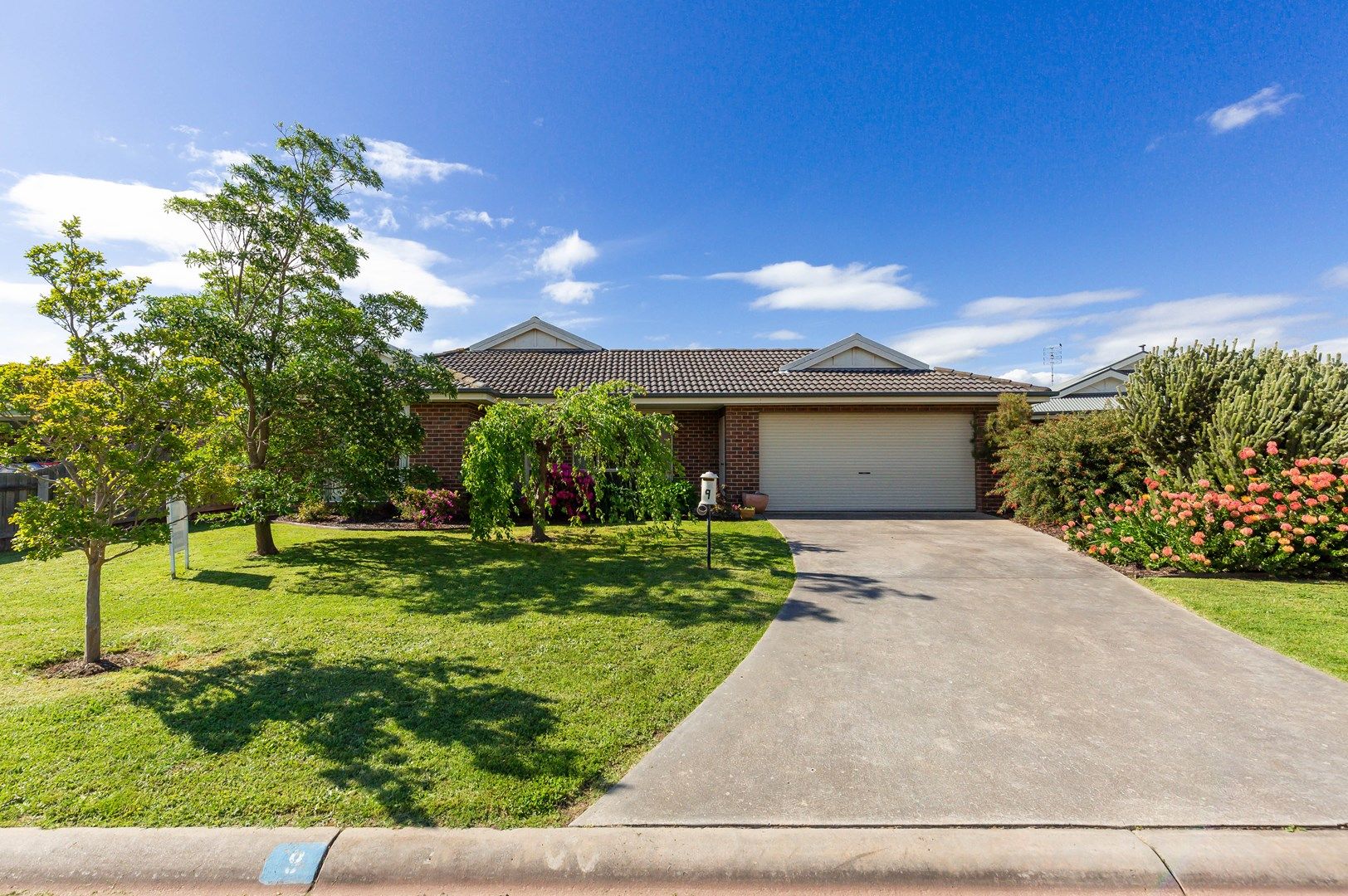 9 KINGFISHER Place, Sale VIC 3850, Image 0