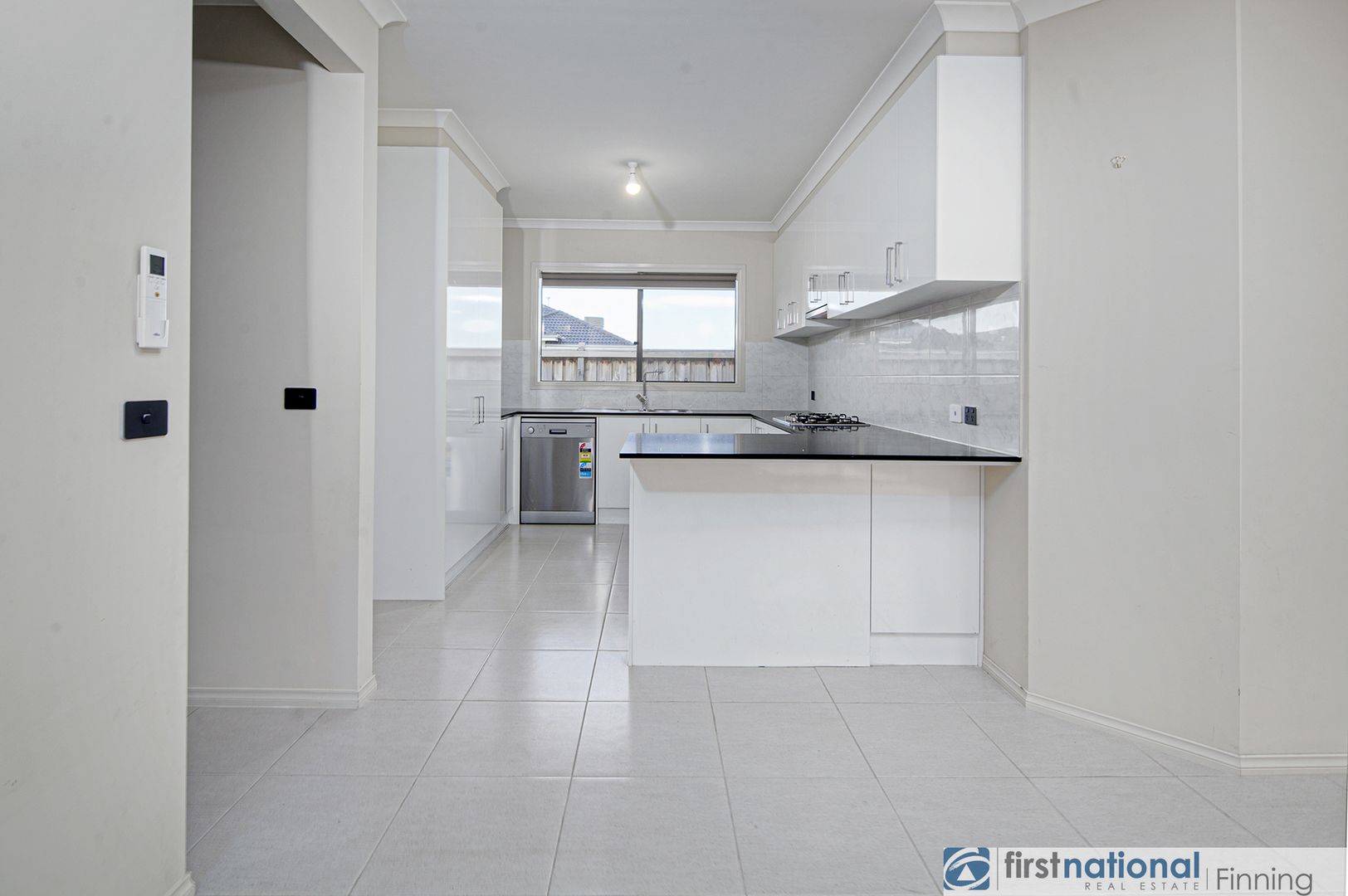 23 Gemma Street, Cranbourne East VIC 3977, Image 2