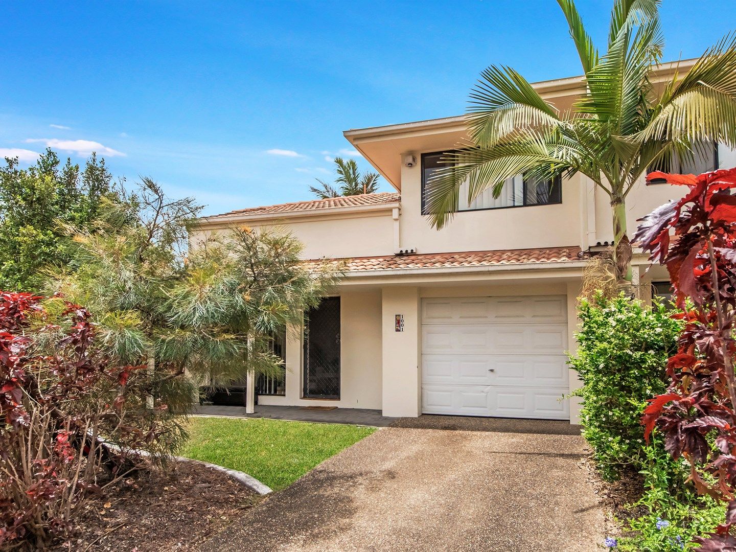 1001/1-15 Gentian Drive, Arundel QLD 4214, Image 0