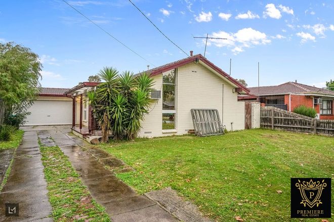 Picture of 12 Campbell Parade, CRANBOURNE VIC 3977