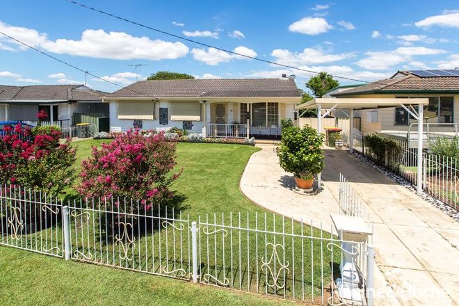 Picture of 36 Barralier Avenue, WOODBERRY NSW 2322