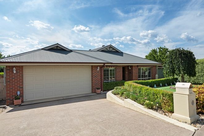 Picture of 11 Kent Court, MANSFIELD VIC 3722