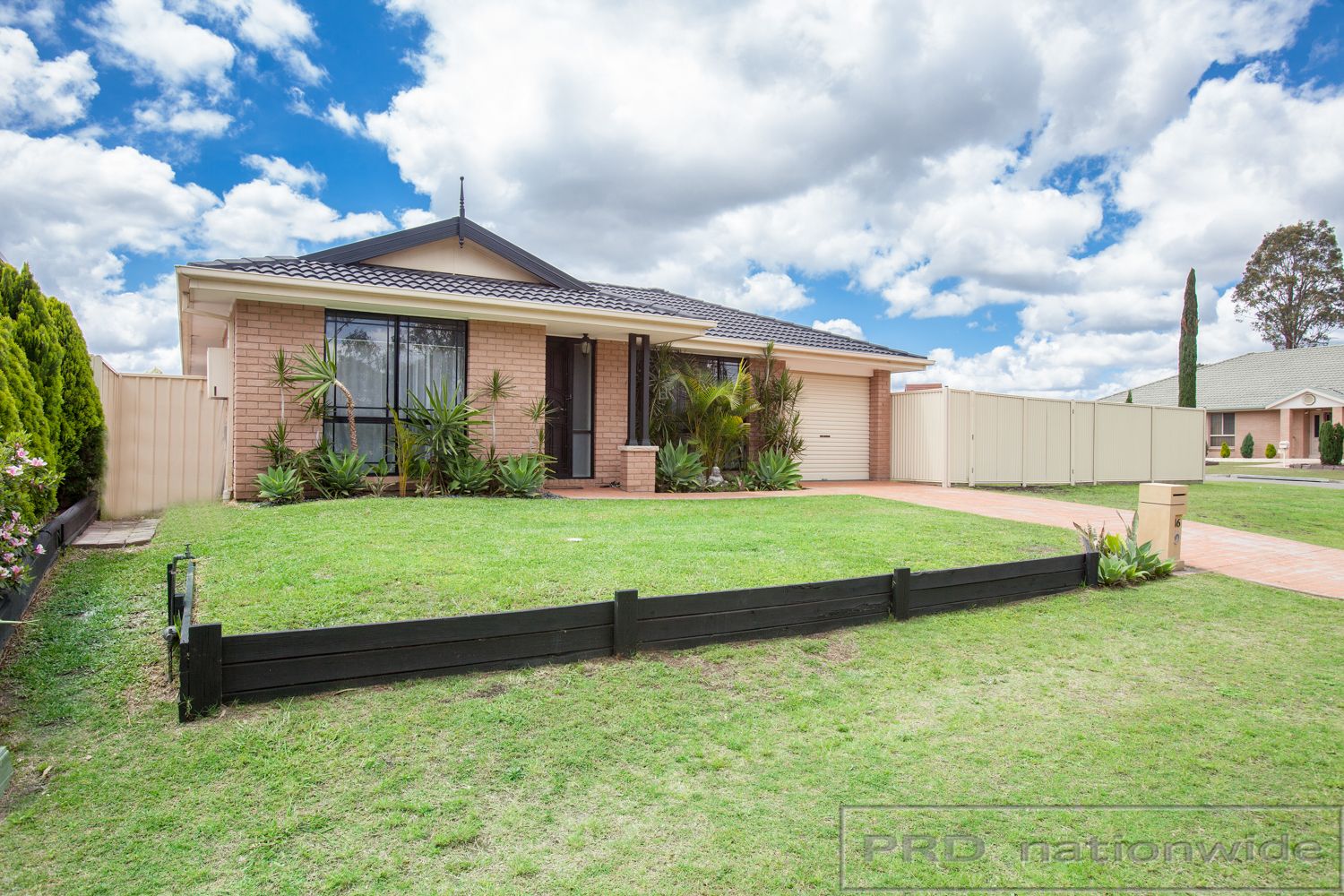 16 Glover Crescent, Metford NSW 2323, Image 0