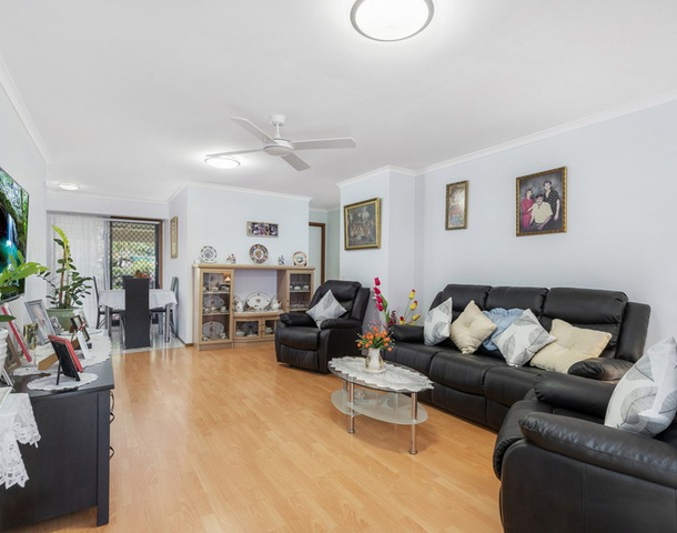 1/23 Richard Crescent, Highland Park QLD 4211