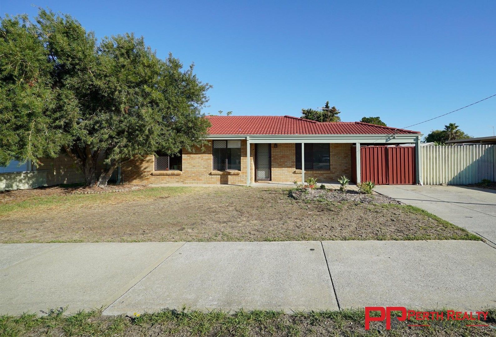 3 bedrooms House in 58 Goongarrie Drive WAIKIKI WA, 6169