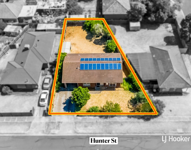 5 Hunter Street, Melton South VIC 3338