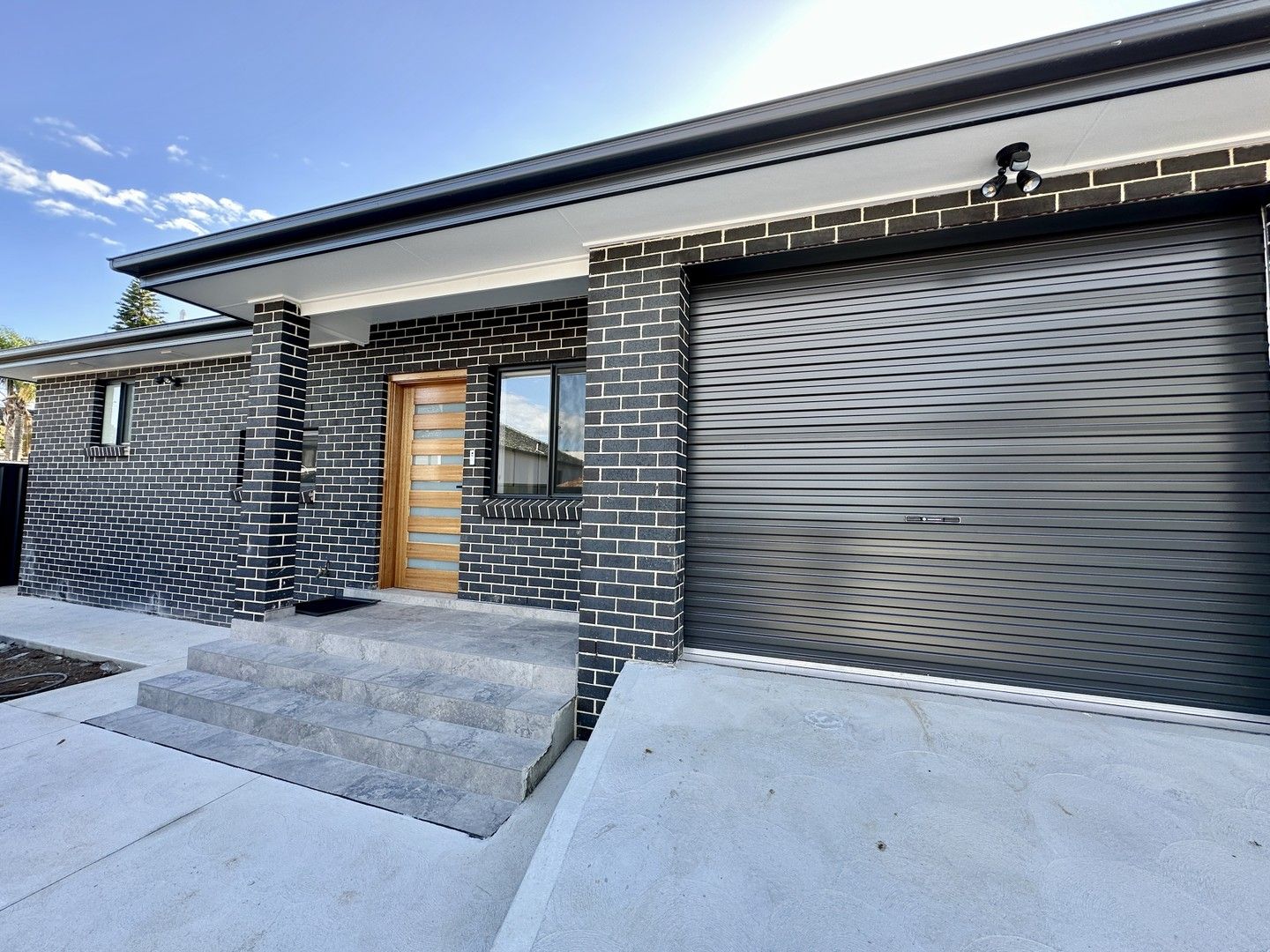 3 bedrooms House in 1/27 Frank Street GREENACRE NSW, 2190