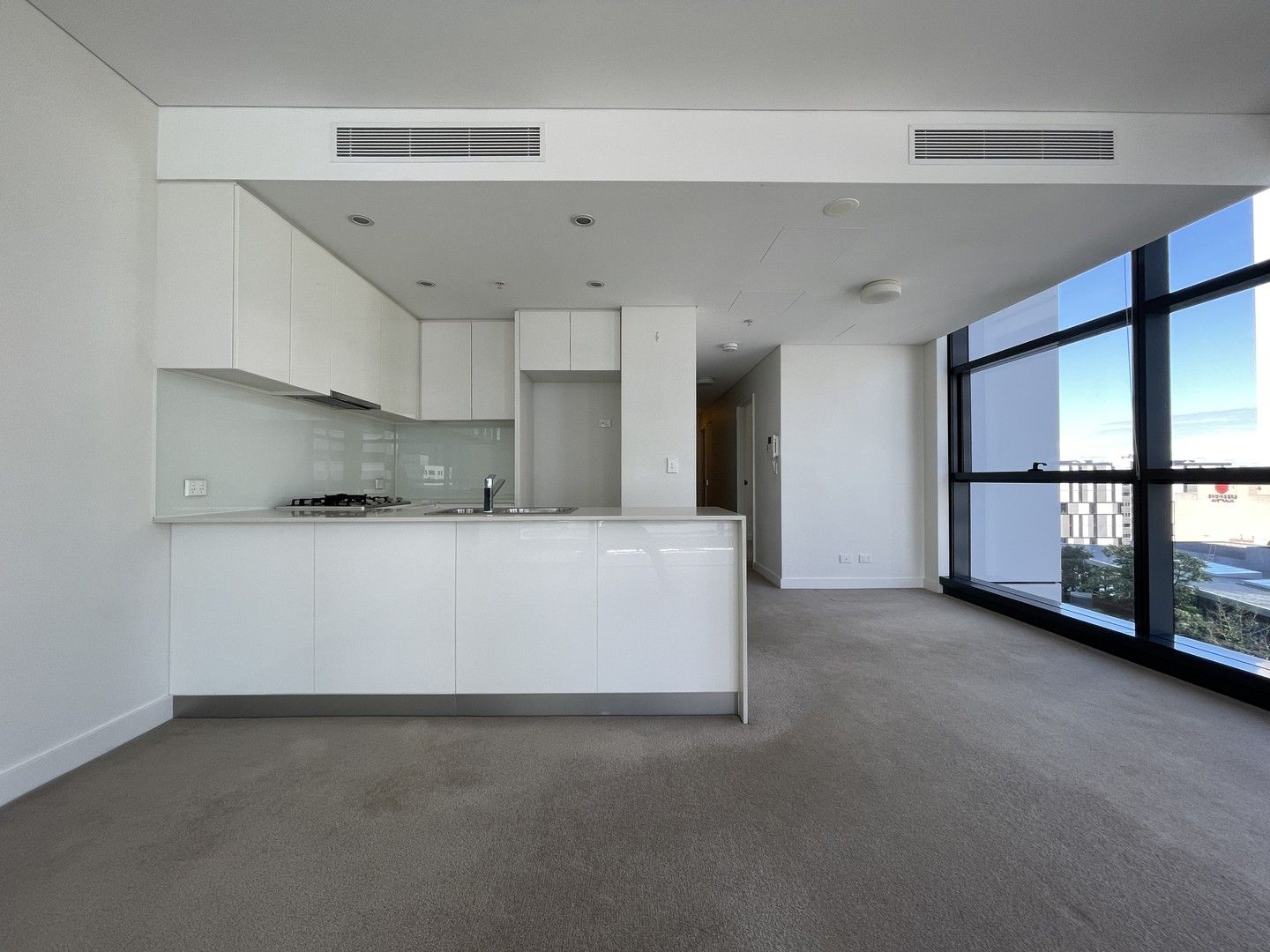 2 bedrooms Apartment / Unit / Flat in 901/1 Post Office Lane CHATSWOOD NSW, 2067
