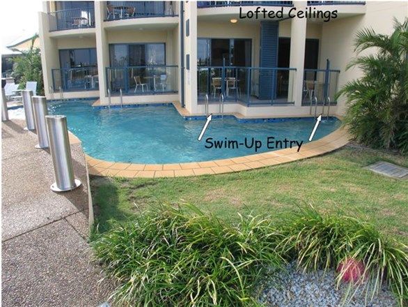 09/17 Buccaneer Drive, Urangan QLD 4655, Image 2