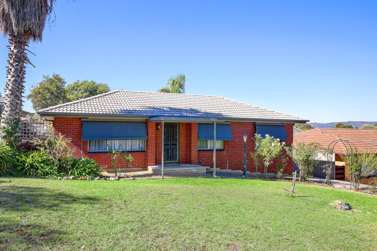 16 Dickerson Cres, Trott Park SA 5158, Image 1