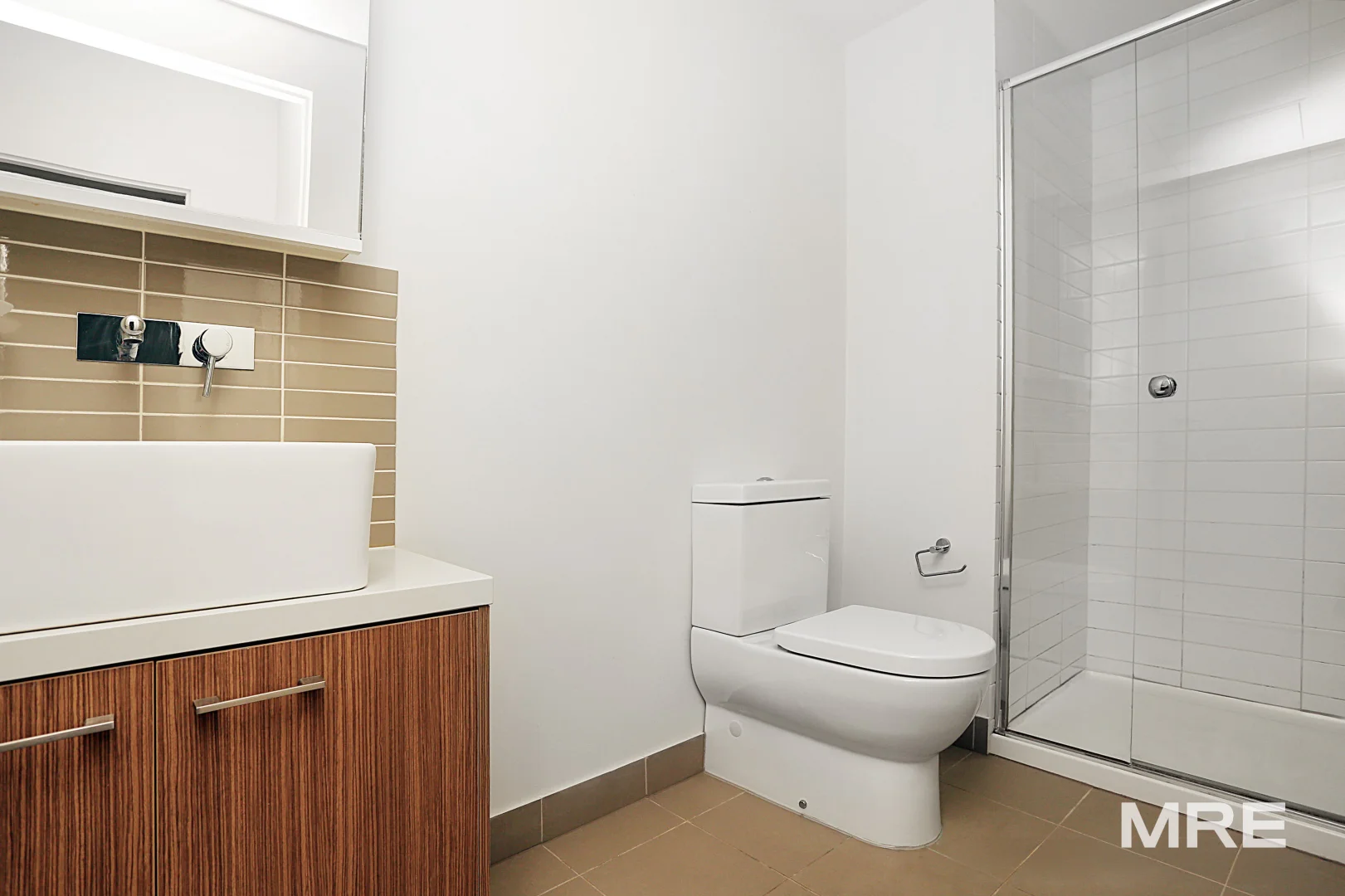 Additional image 6 of 301/8 Sutherland Street, Melbourne VIC 3000