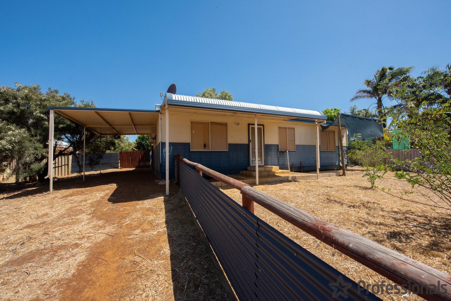 27 Clematis Crescent, Utakarra WA 6530, Image 0