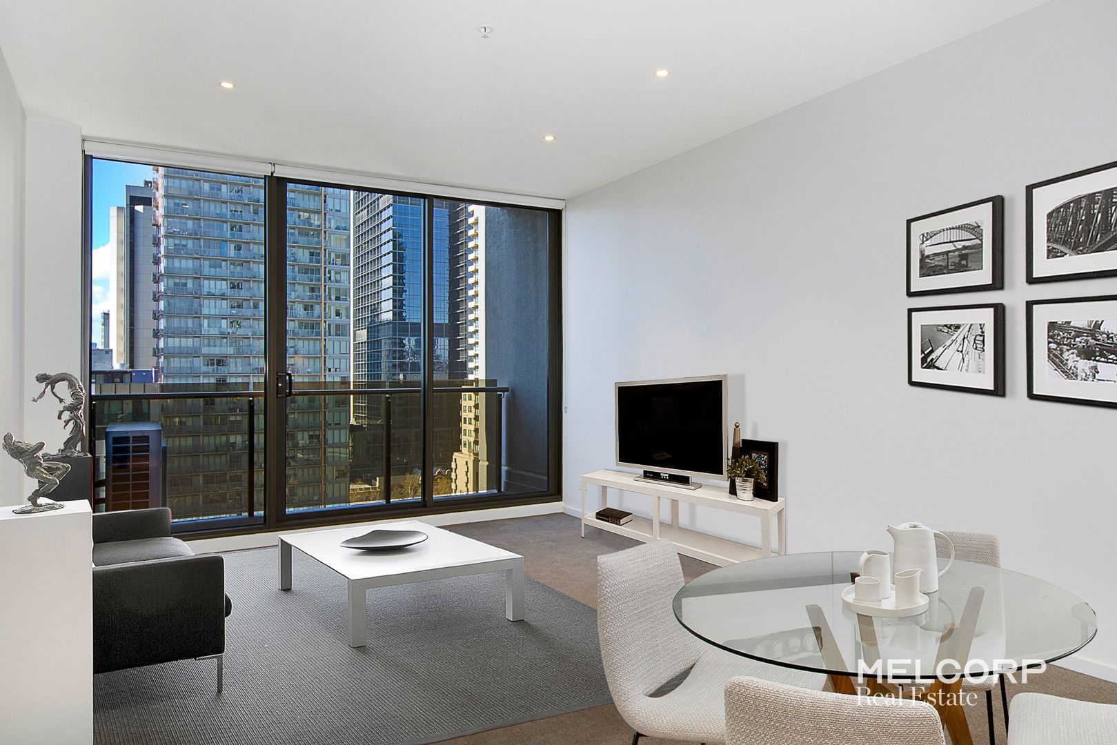 1007/318 Russell Street, Melbourne VIC 3000