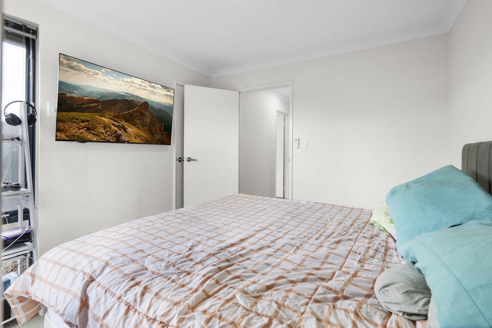 Additional image 13 of 29 Candlestick Brace, Dayton WA 6055