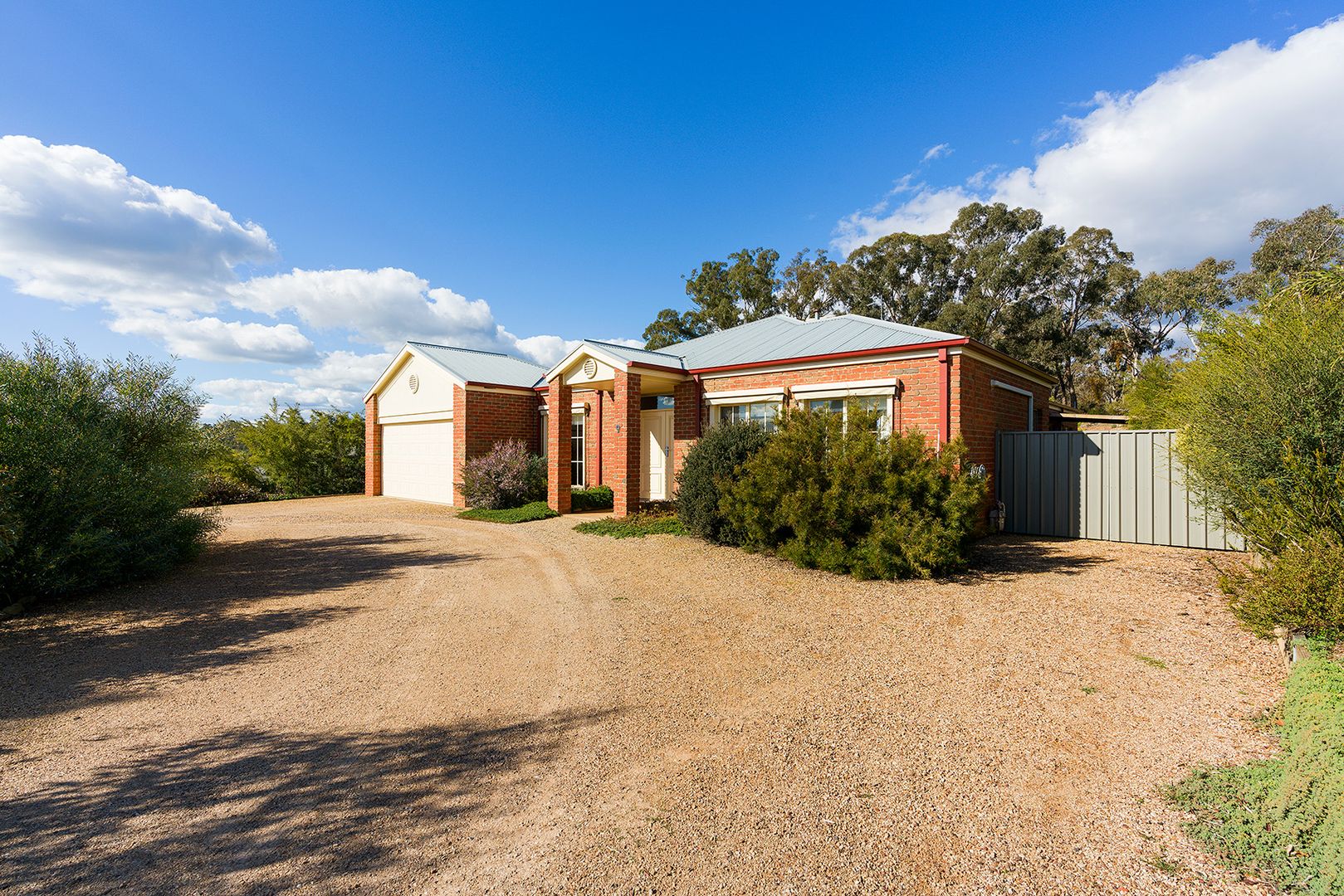 9 Tingay Drive, Campbells Creek VIC 3451, Image 1