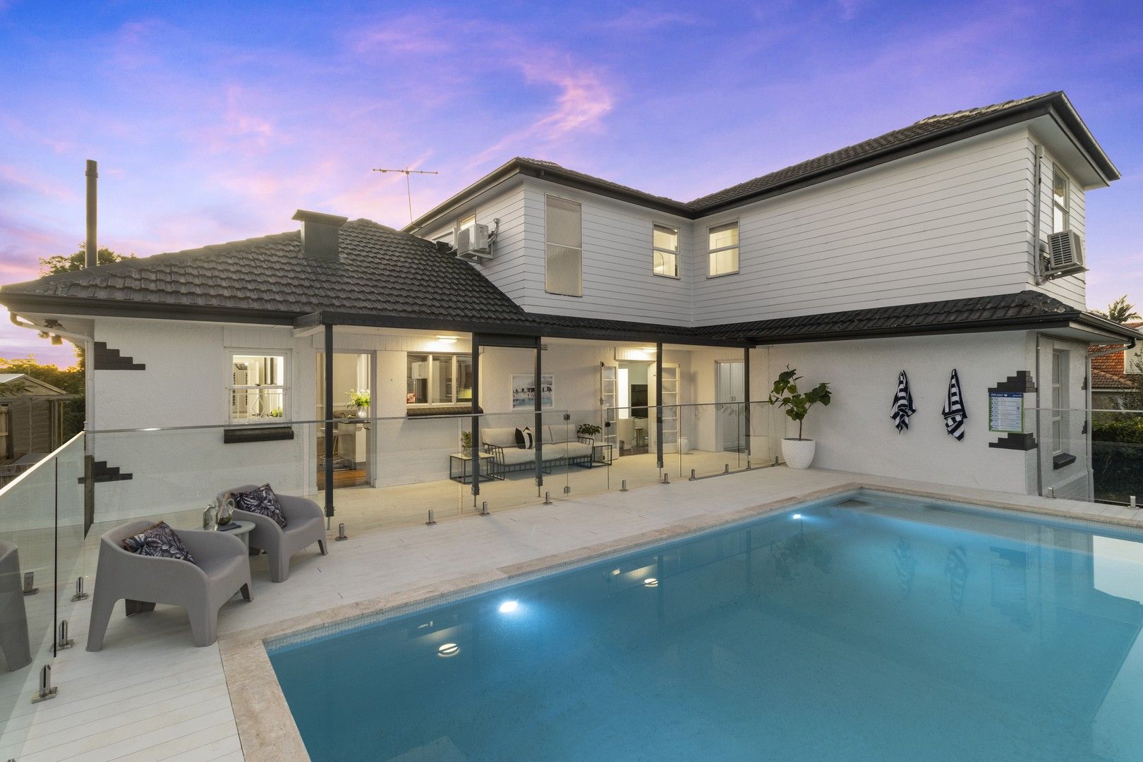5 bedrooms House in 5 Aland Street WAVELL HEIGHTS QLD, 4012