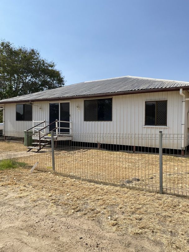 3 bedrooms House in 55 Stansfield Street HUGHENDEN QLD, 4821