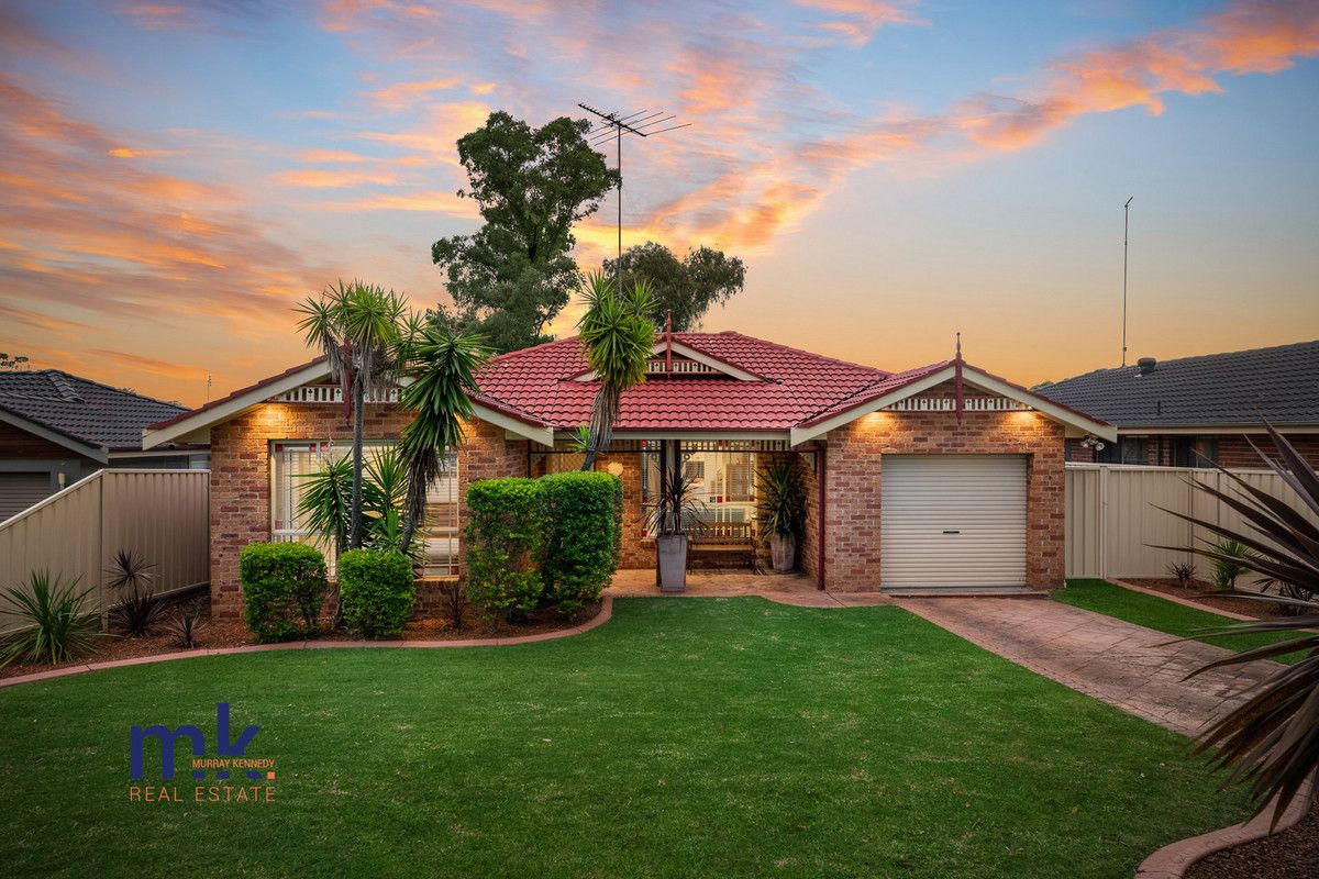 37 Downes Crescent, Currans Hill NSW 2567, Image 0