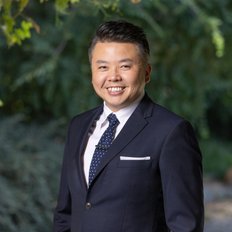 Stephen Ong, Sales representative