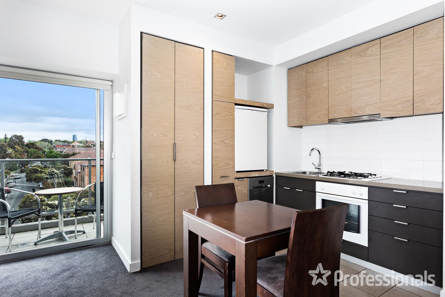 307/135 Inkerman Street, St Kilda VIC 3182 Domain