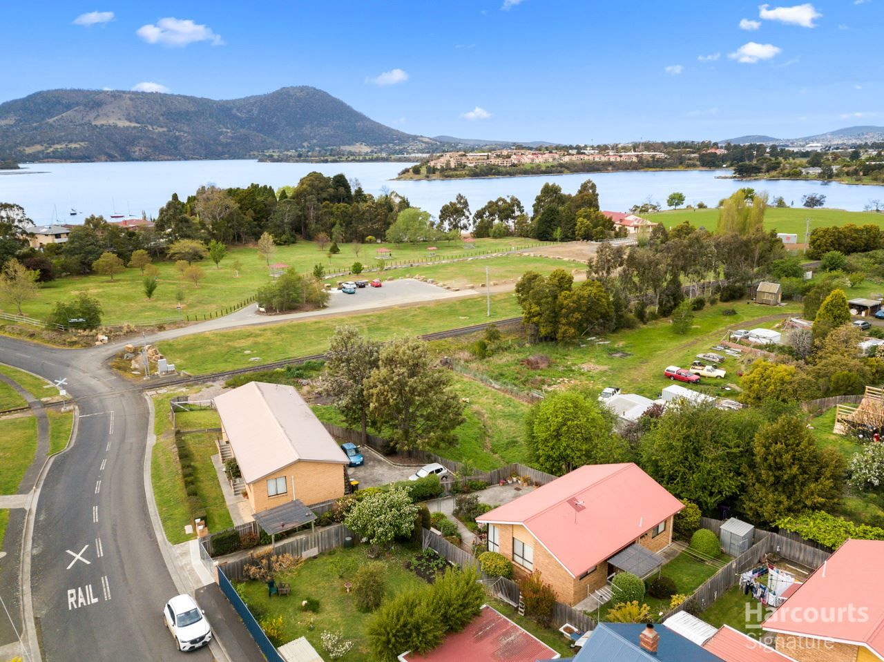 2/3 Austins Ferry Road, Austins Ferry TAS 7011, Image 2