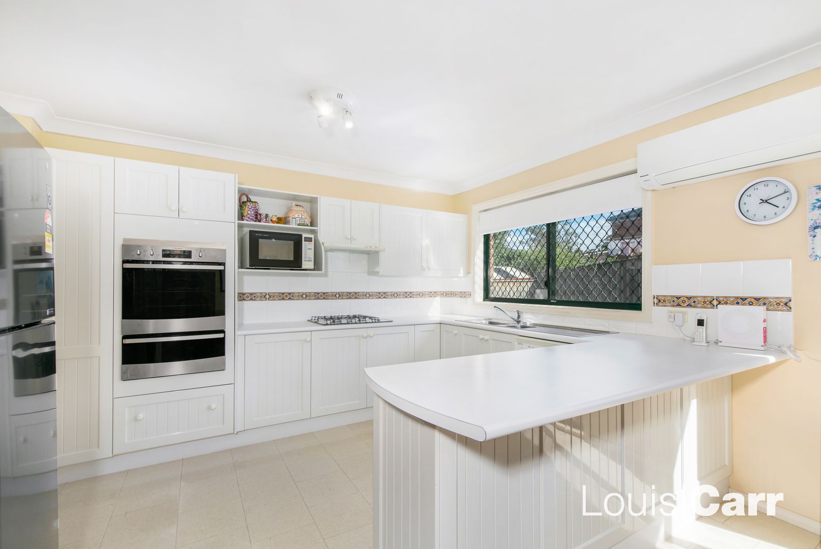 6 Treetops Road, Cherrybrook NSW 2126, Image 2