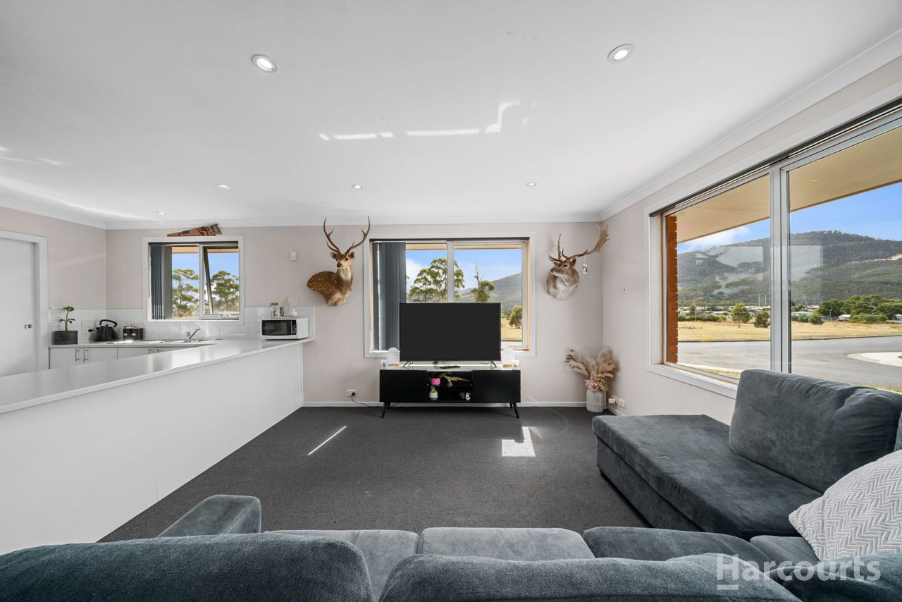 1 Leila Street, New Norfolk TAS 7140, Image 1