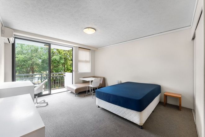 118/25 Lake Orr Drive Robina 4226 - Image 5