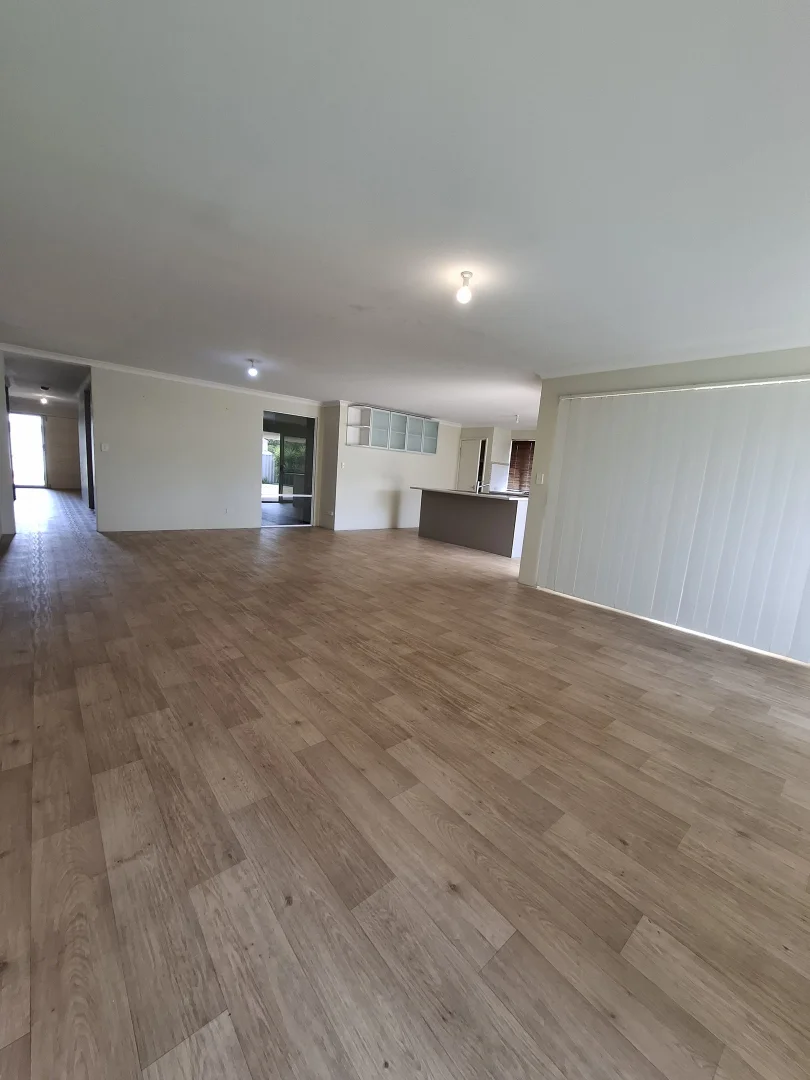 Additional image 13 of 10 Euro Brace, Australind WA 6233