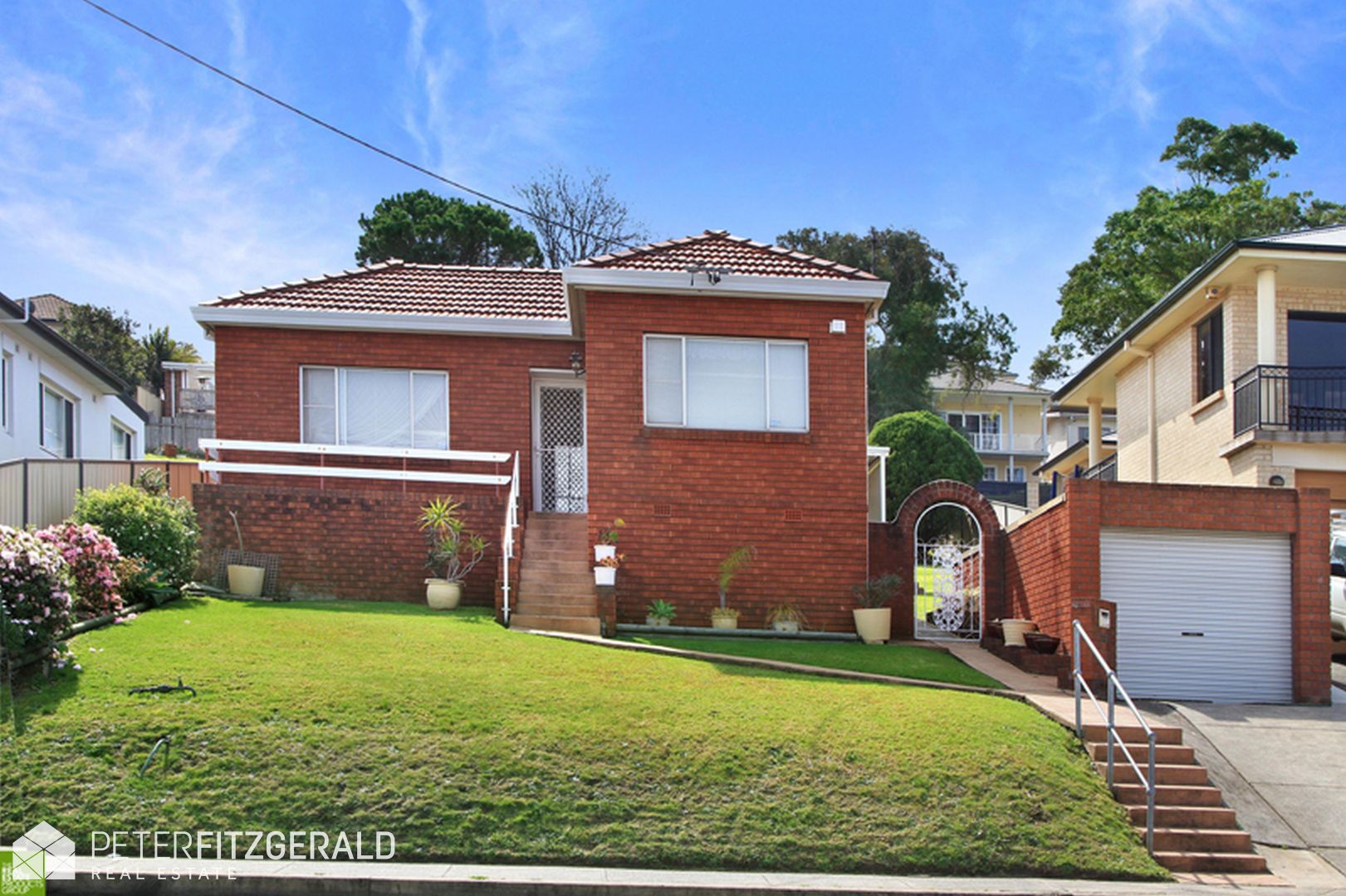 282 Northcliffe Drive, Lake Heights NSW 2502, Image 1