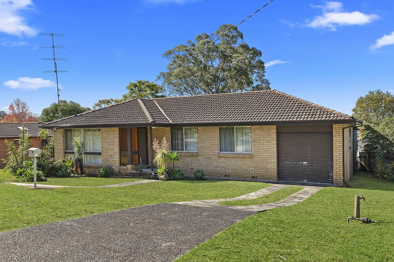 4 Clifford Avenue, Cooranbong NSW 2265, Image 0