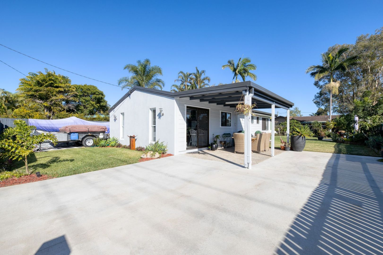 9 Avon Avenue, Banksia Beach QLD 4507, Image 1