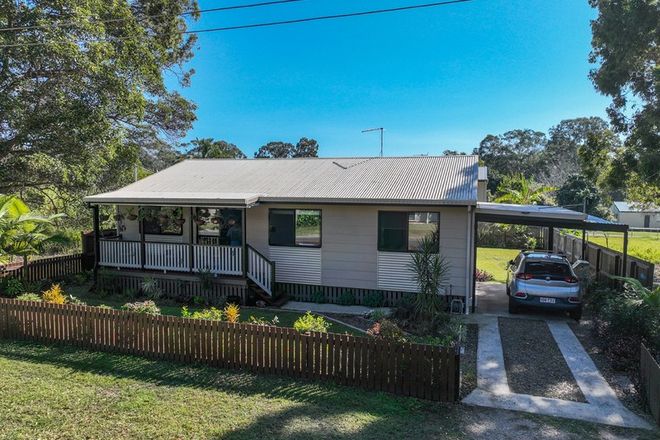 Picture of 5 Taylor Street, RUSSELL ISLAND QLD 4184