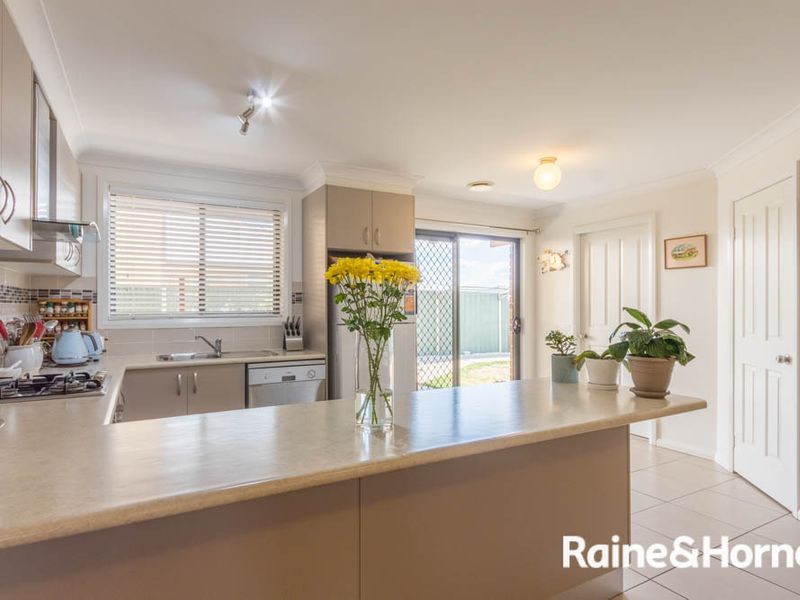 2 Hobson Close, Eglinton NSW 2795, Image 2