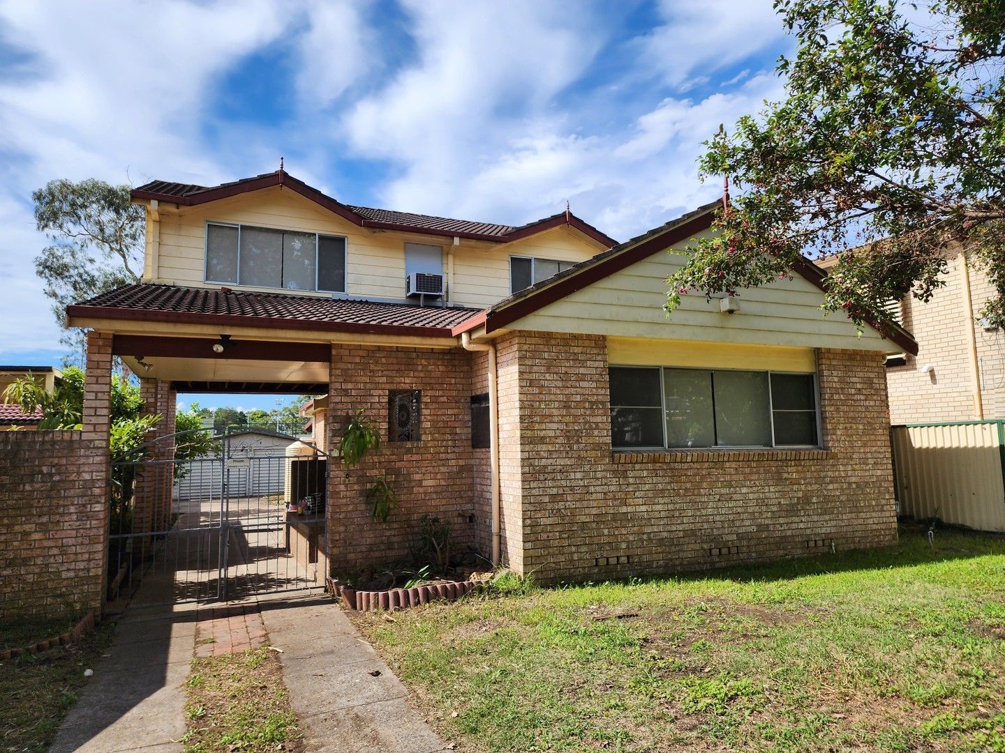 6 bedrooms House in 5 Killeen Street AUBURN NSW, 2144