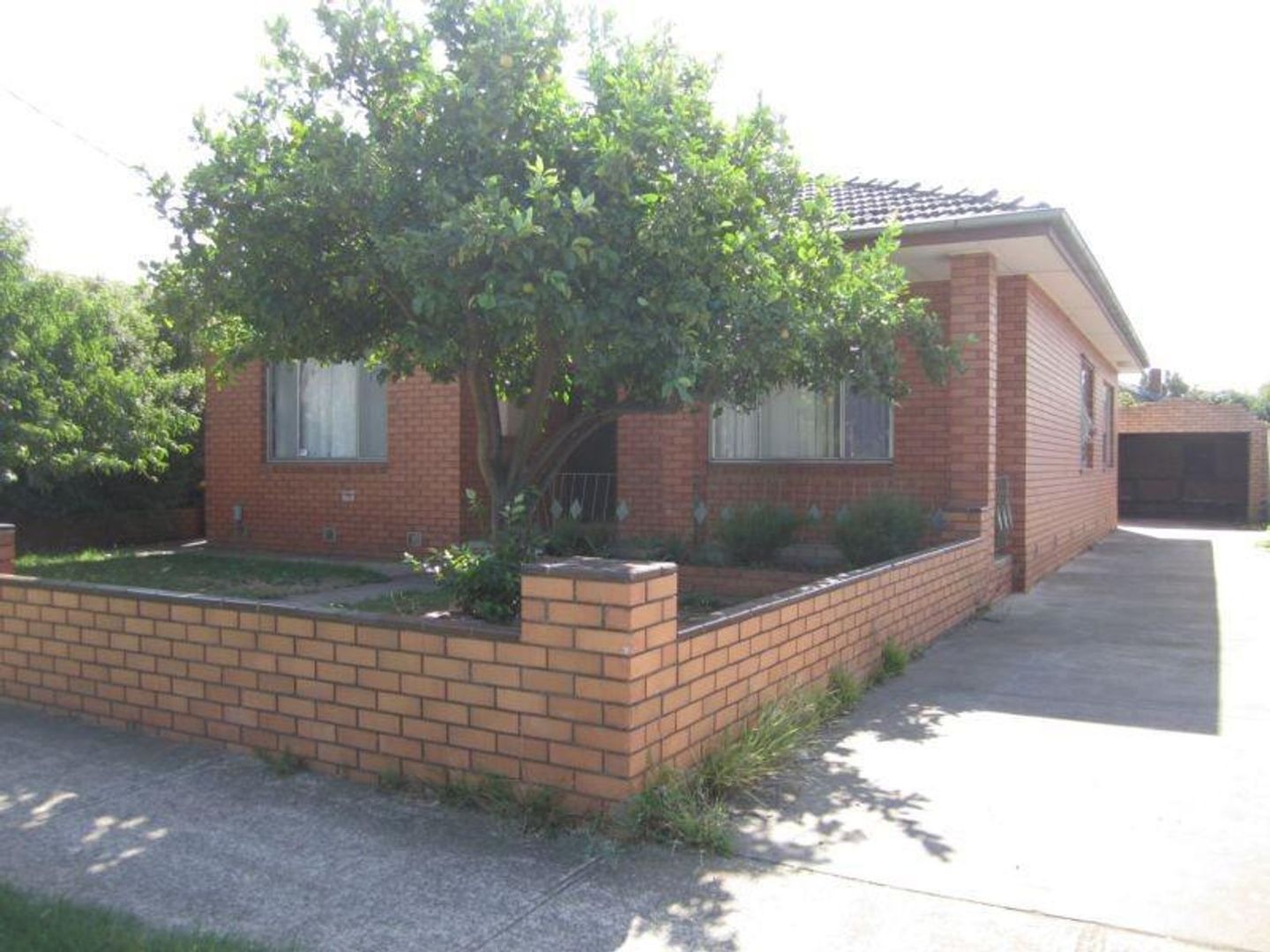 3 bedrooms House in 4 Railway Avenue WERRIBEE VIC, 3030