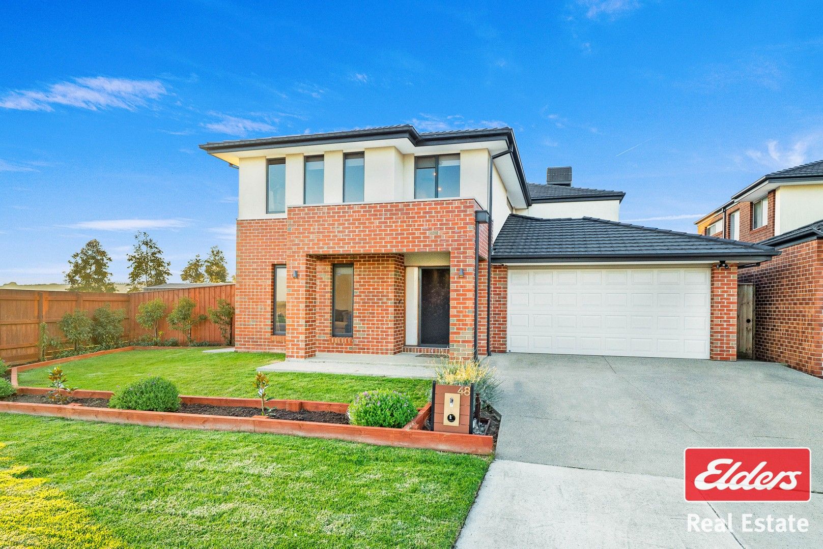 5 bedrooms House in 48 Yallaroo Chase WERRIBEE VIC, 3030