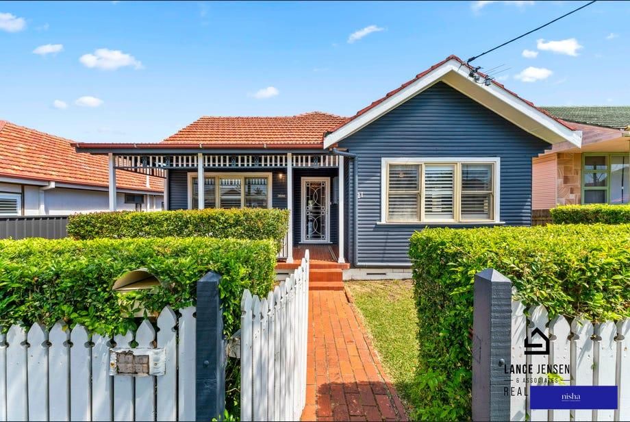3 bedrooms House in 21 Robb Street BELMONT NSW, 2280