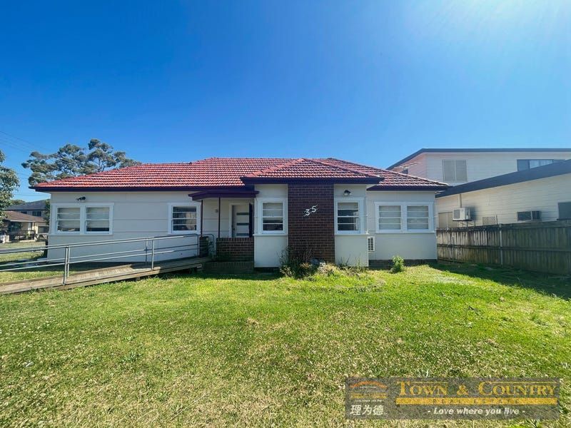 4 bedrooms House in 35 Chisholm Road AUBURN NSW, 2144