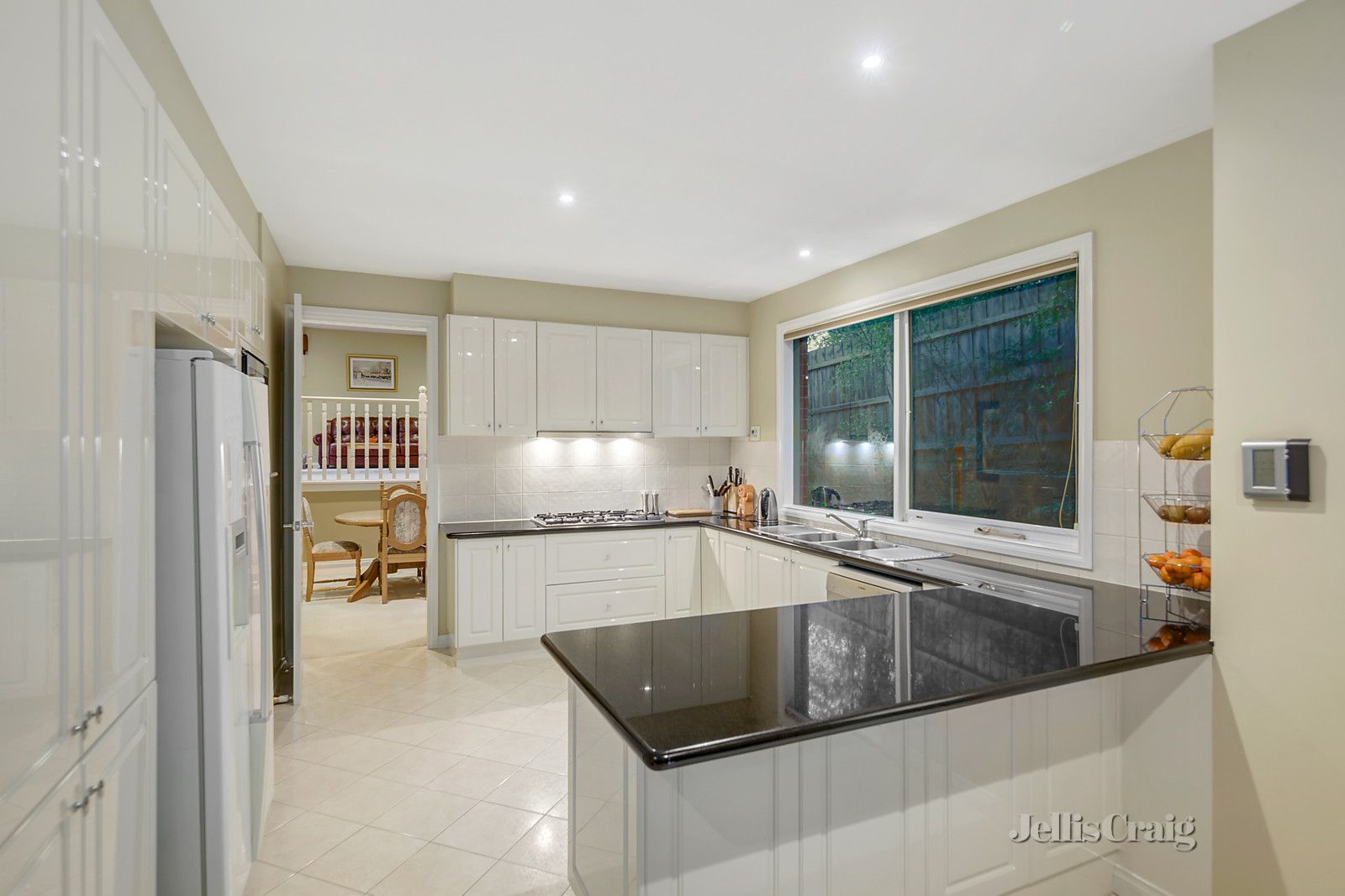 2/2 Hillhouse Road, Templestowe VIC 3106, Image 1