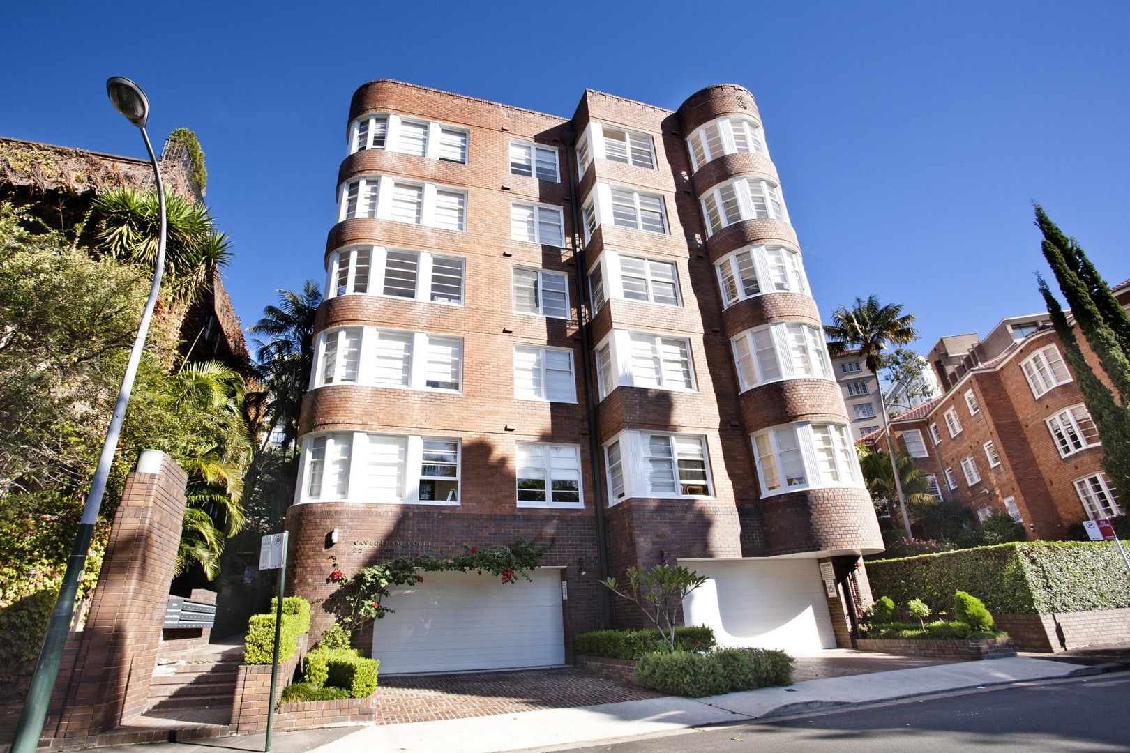 2 bedrooms Apartment / Unit / Flat in 2/25 Billyard Avenue ELIZABETH BAY NSW, 2011